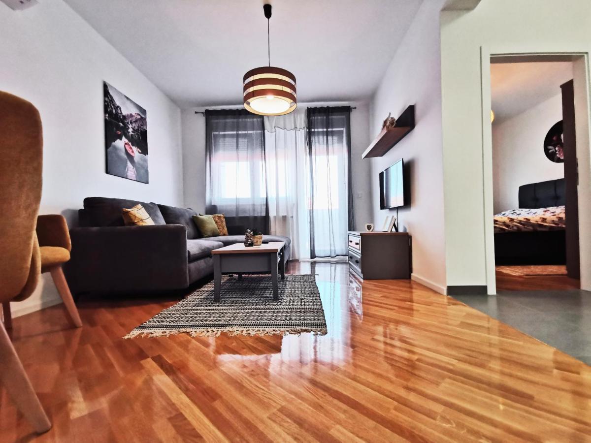 Apartman Angel أوسييك المظهر الخارجي الصورة